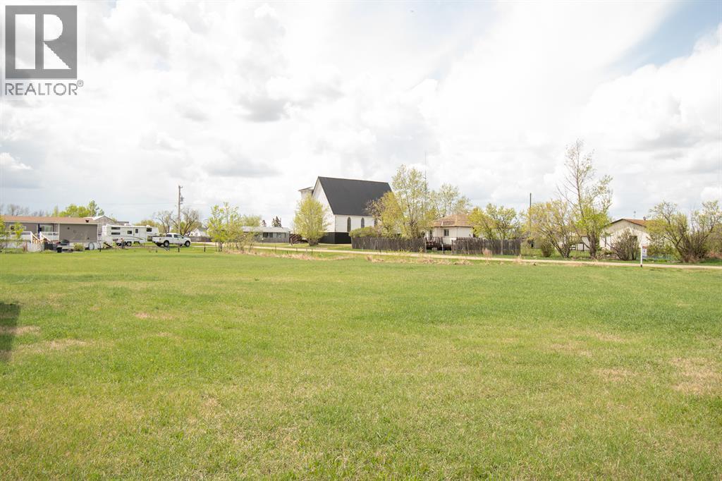 204 2nd Street Property Photo 9