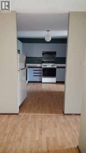 104, 8530 99 Avenue Property Photo 2