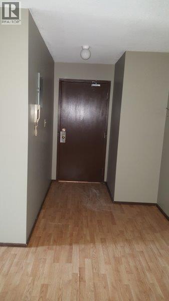 104, 8530 99 Avenue Property Photo 3