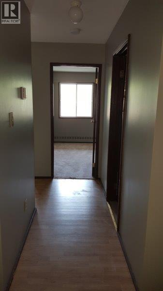 104, 8530 99 Avenue Property Photo 4