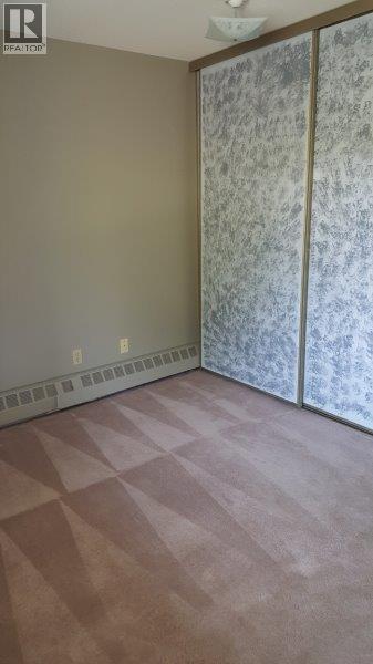 104, 8530 99 Avenue Property Photo 8