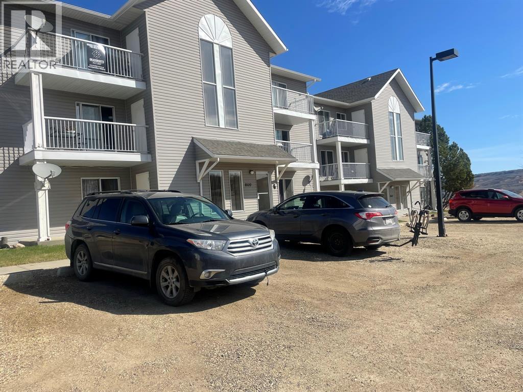104, 8530 99 Avenue Property Photo 17