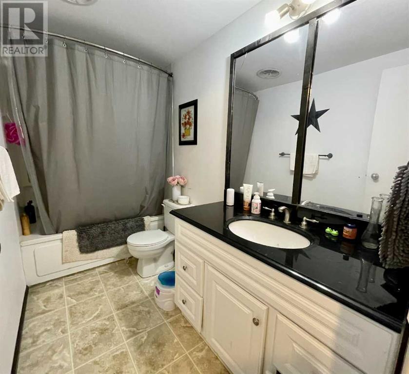 108 5 Street Property Photo 26