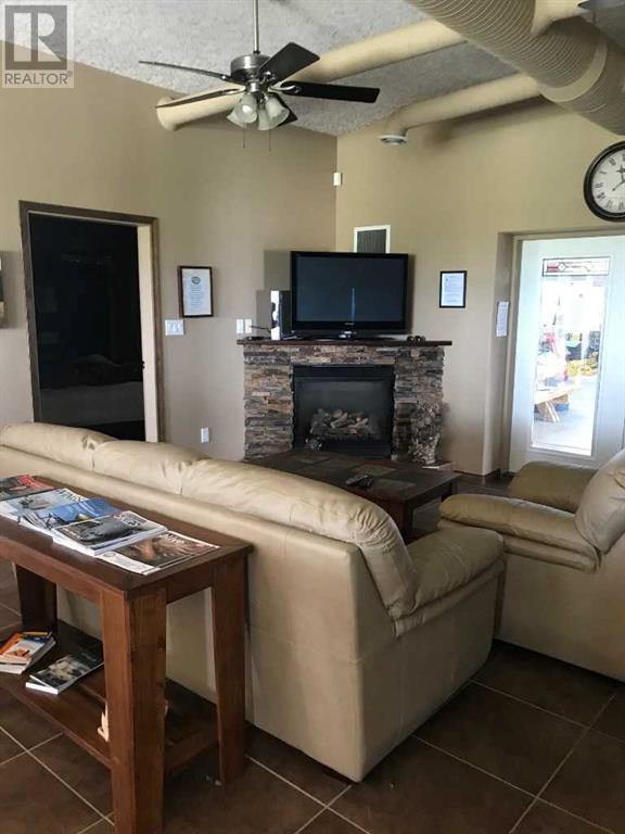 12404 111 Avenue Property Photo 10