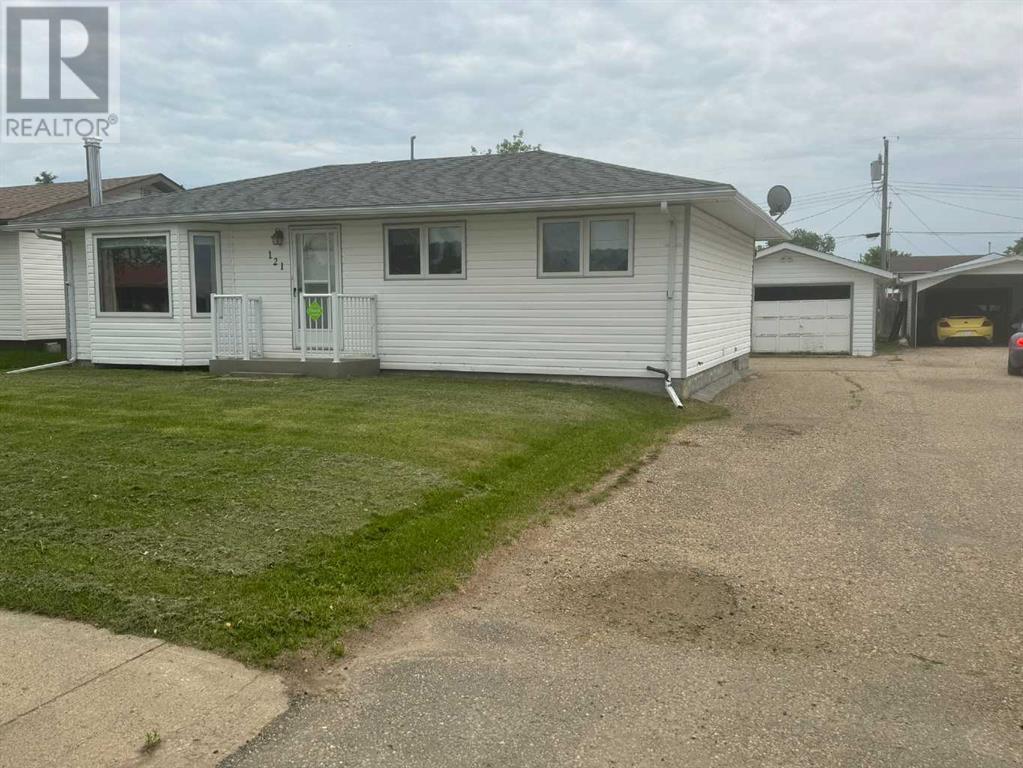 121 2 Avenue Property Photo 1