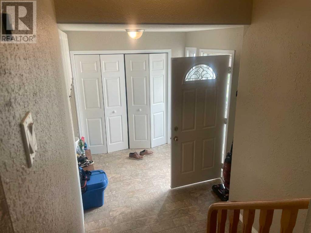 121 2 Avenue Property Photo 2