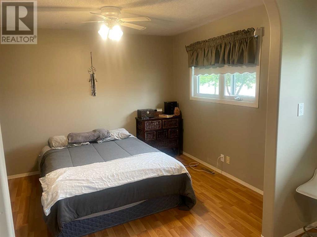 121 2 Avenue Property Photo 10