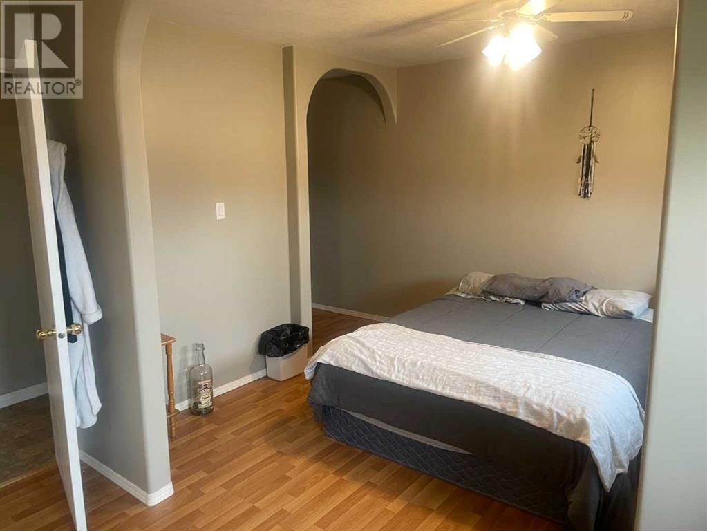 121 2 Avenue Property Photo 11