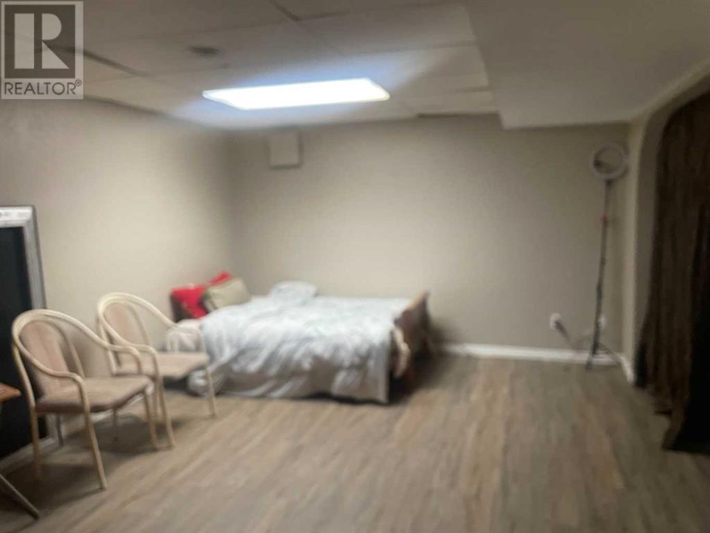 121 2 Avenue Property Photo 15