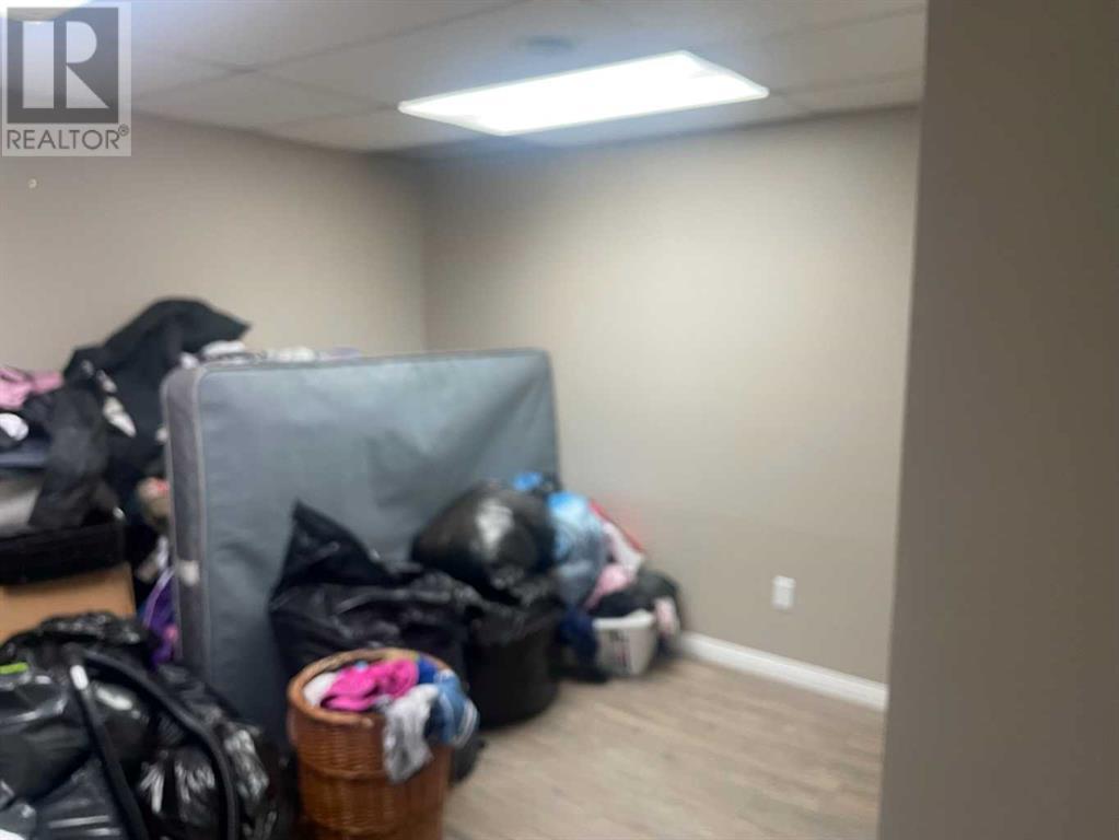 121 2 Avenue Property Photo 19