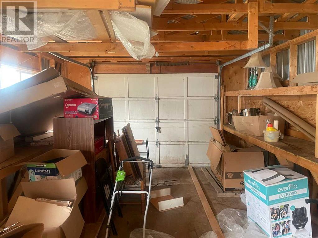 121 2 Avenue Property Photo 31