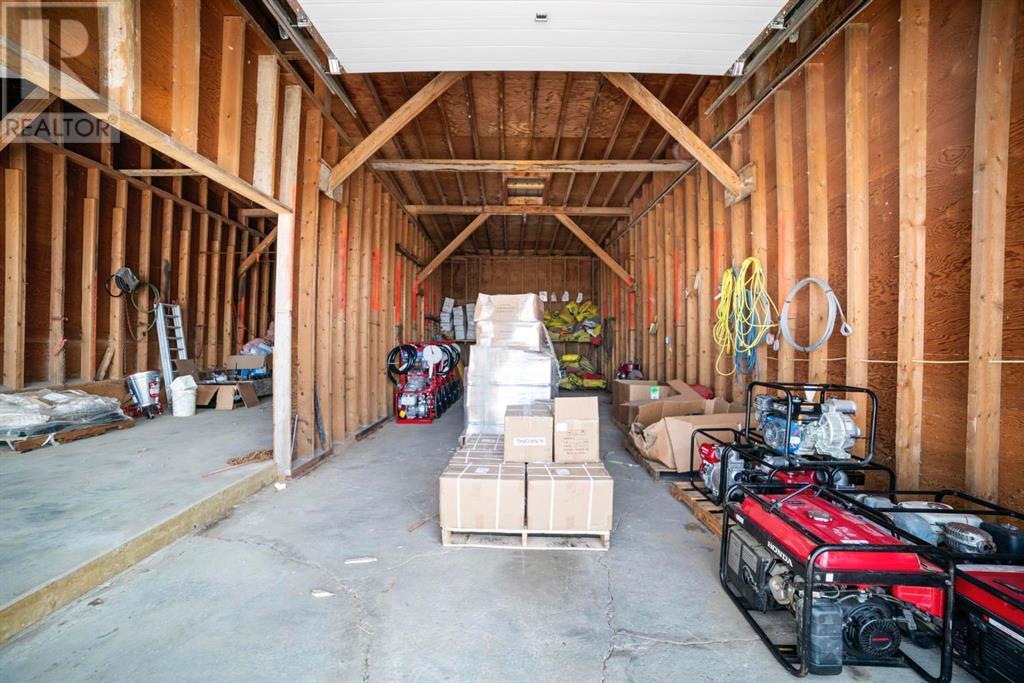 4707 39 Street Property Photo 28