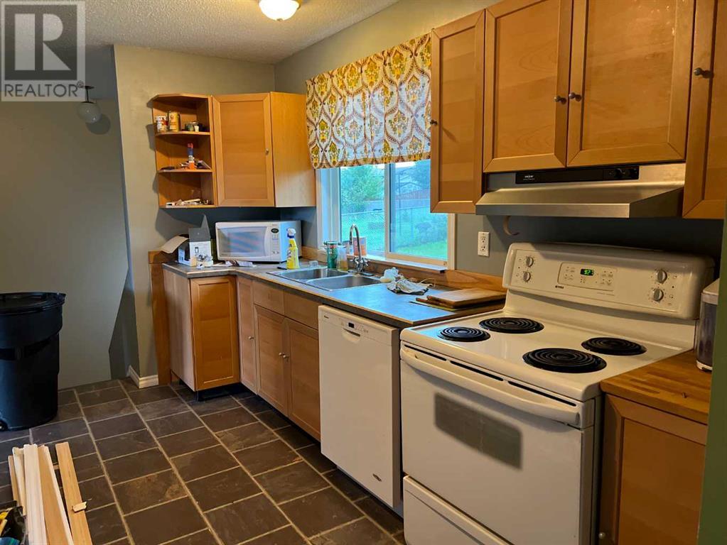 600 6 Avenue Property Photo 4
