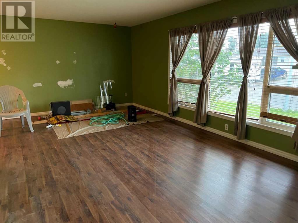 600 6 Avenue Property Photo 6