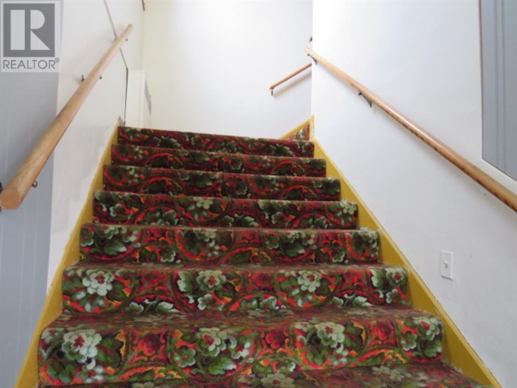 5007 49 Street Property Photo 27