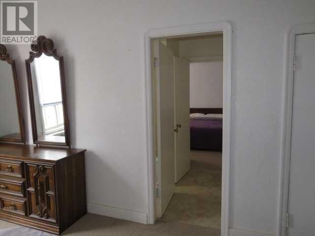 5007 49 Street Property Photo 27
