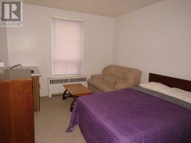 5007 49 Street Property Photo 28