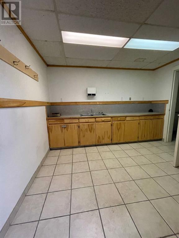4120 53 Avenue Property Photo 22