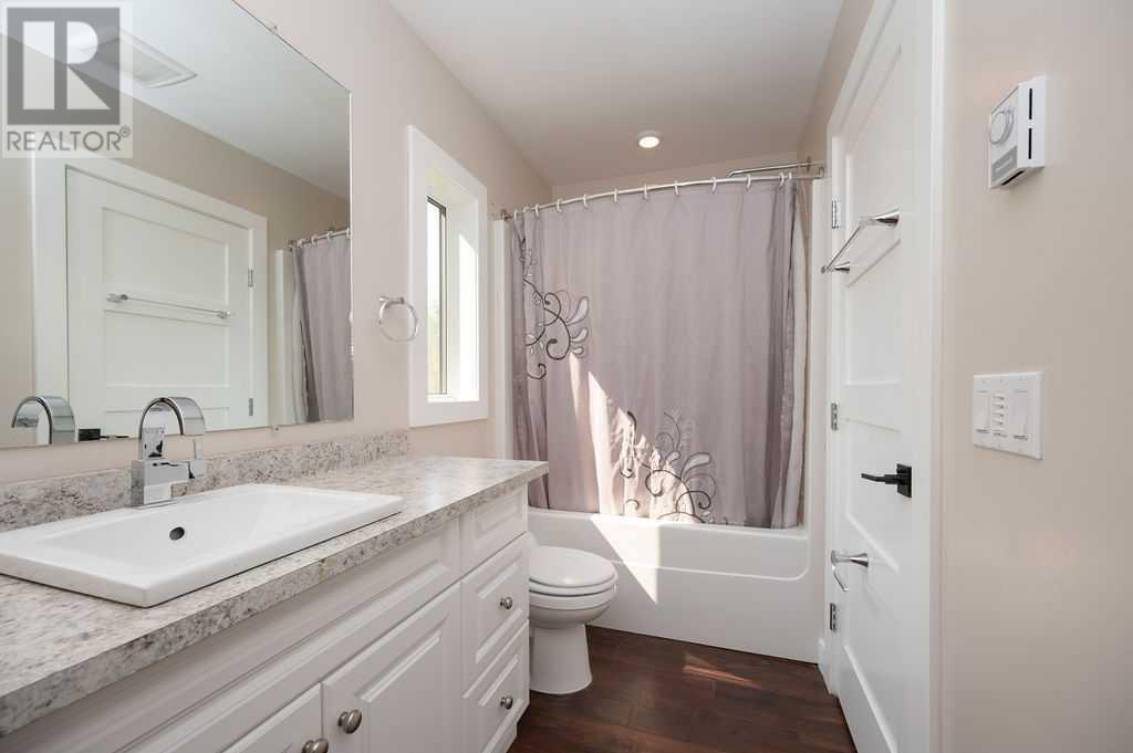655059 Highway 813 Property Photo 27
