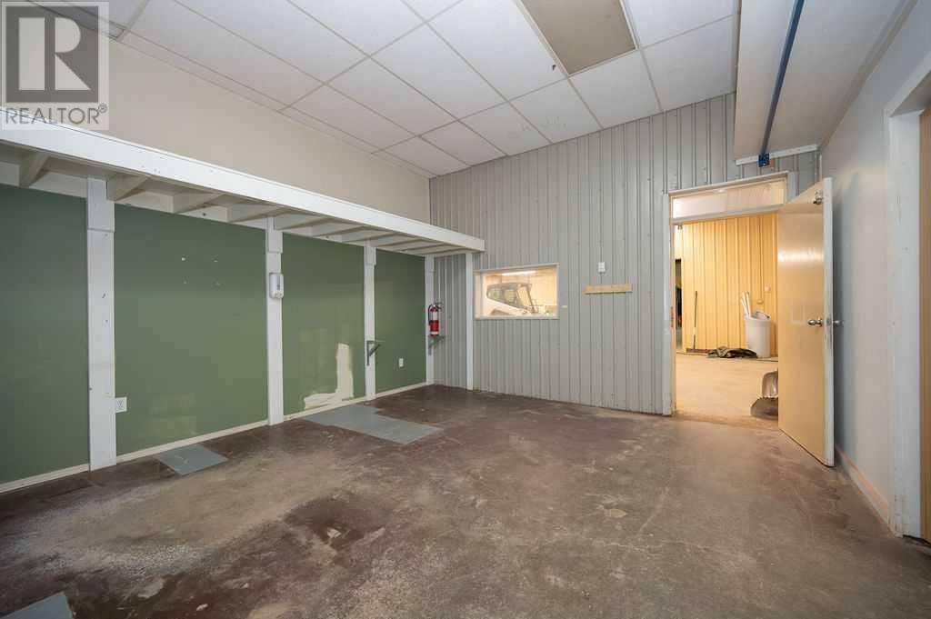 655059 Highway 813 Property Photo 30