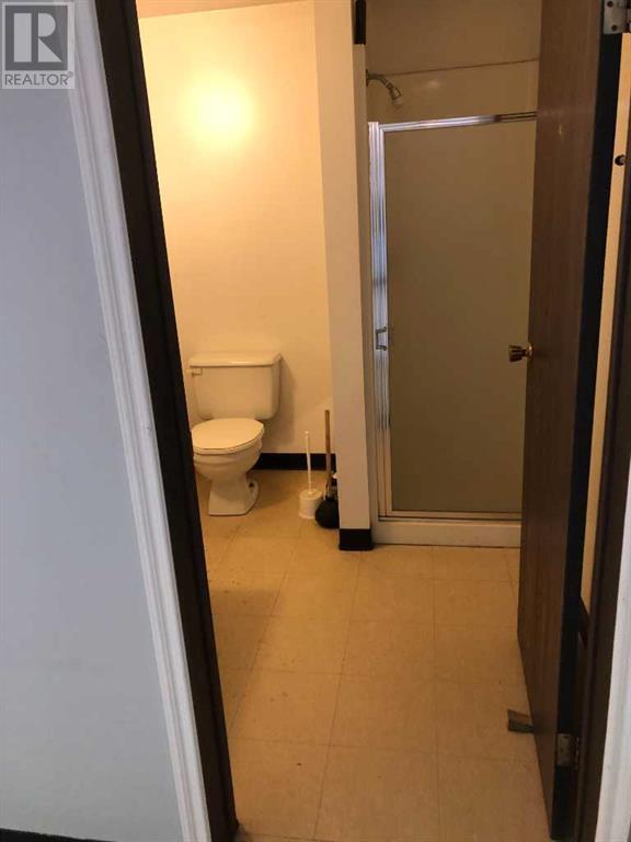 4635 Federated Road Property Photo 5