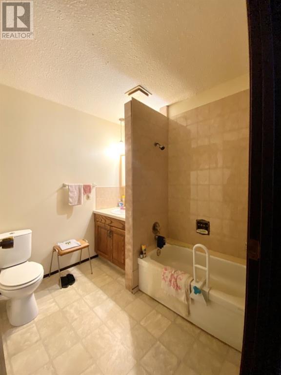 2, 590063 Range Road 113a Property Photo 5
