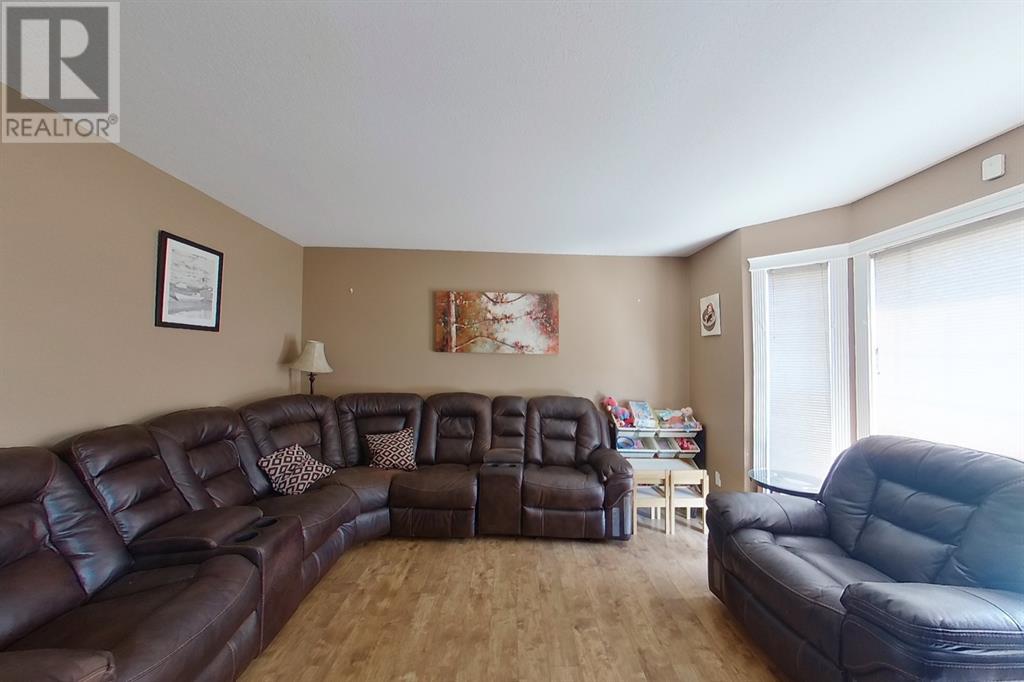 176 Diefenbaker Drive Property Photo 3
