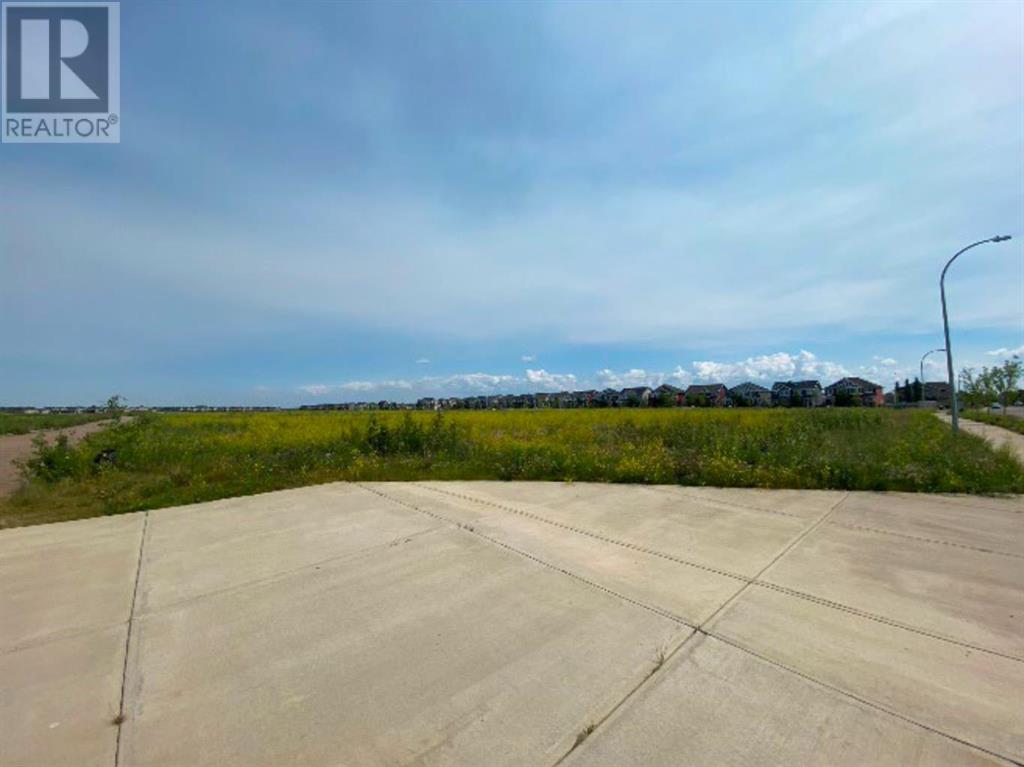 Plan 1422879 Block 18 Lot 1 Property Photo 3