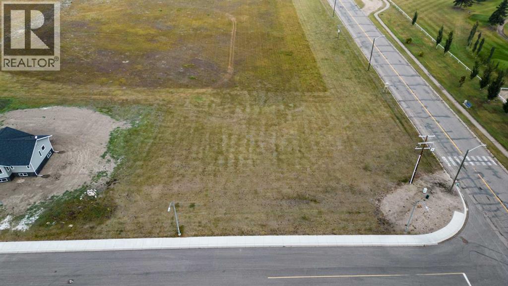 5403 54 Avenue Property Photo 1