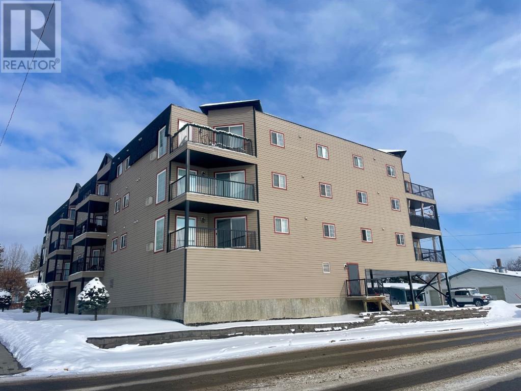 401, 5037 7 Avenue Property Photo 1