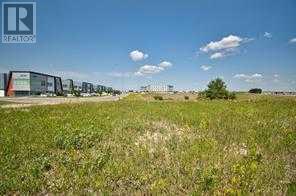 11124 15 Street Ne Property Photo 2
