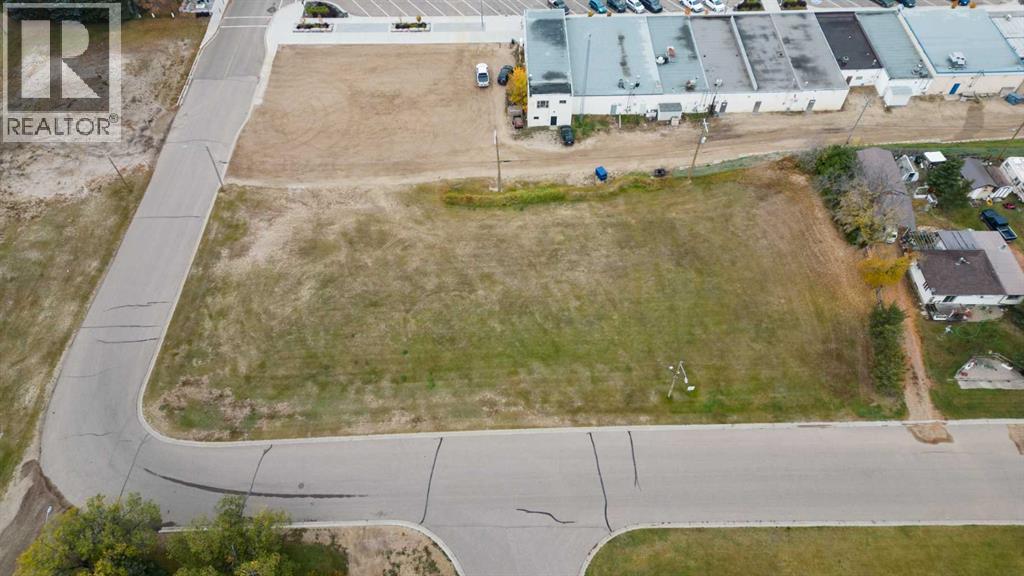 4809 46 Street Property Photo 1