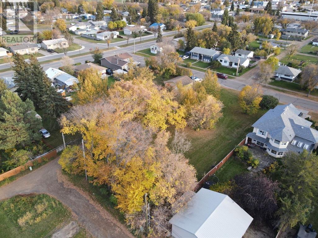 4816 56th Avenue Property Photo 3
