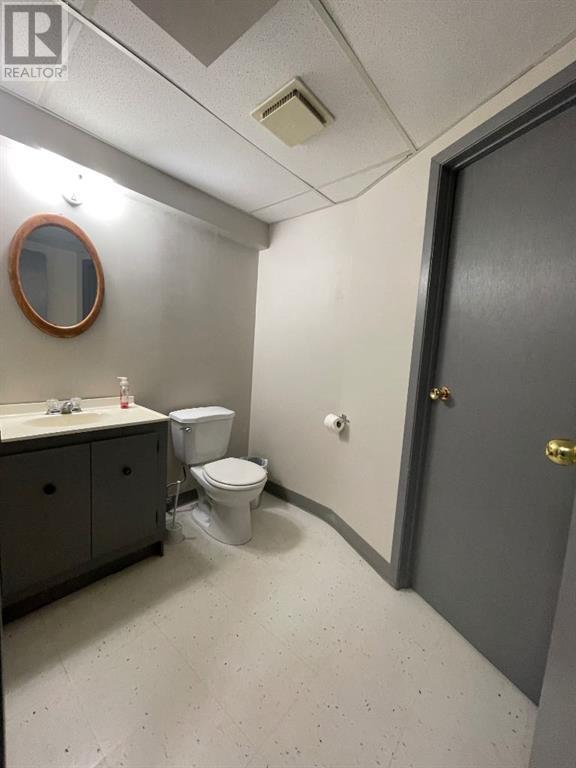 5001, 49th Street Property Photo 2