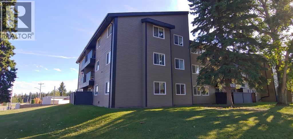 5611 9 Avenue Property Photo 1