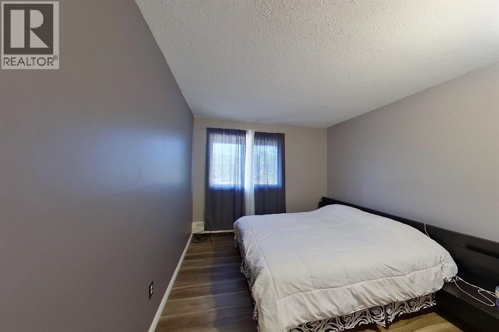5611 9 Avenue Property Photo 6