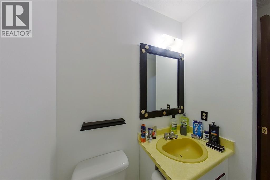 5611 9 Avenue Property Photo 8