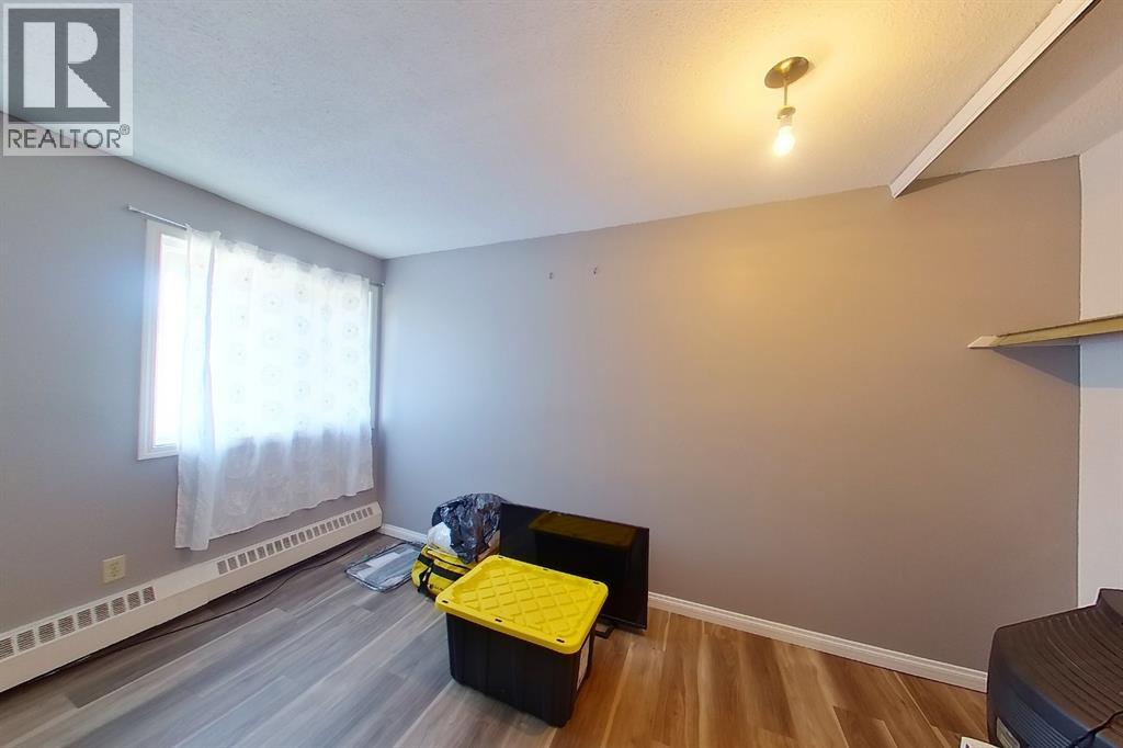 5611 9 Avenue Property Photo 11