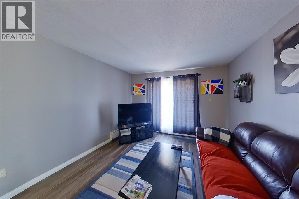 5611 9 Avenue Property Photo 16