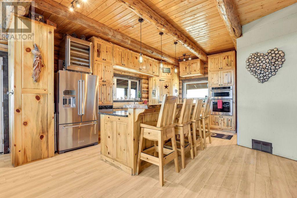 215012 Rr 254 Property Photo 12