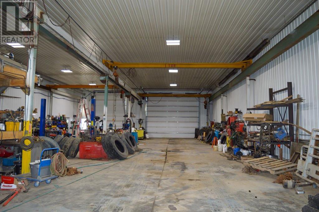 215012 Rr 254 Property Photo 37
