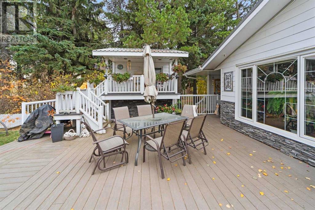 4914 46 Street Property Photo 4