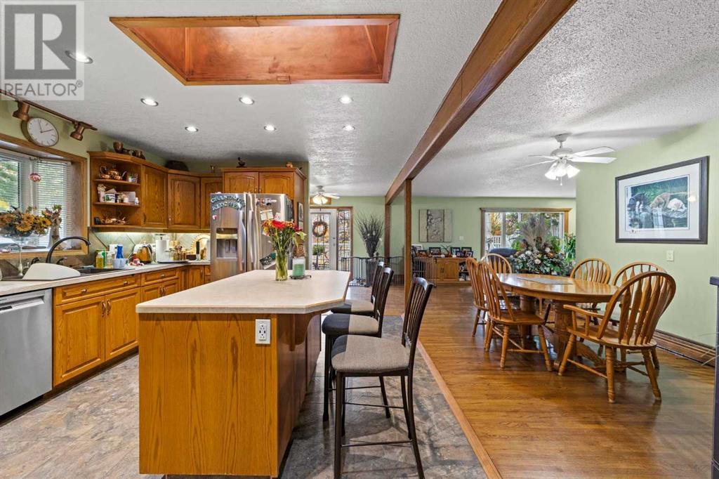 4914 46 Street Property Photo 18