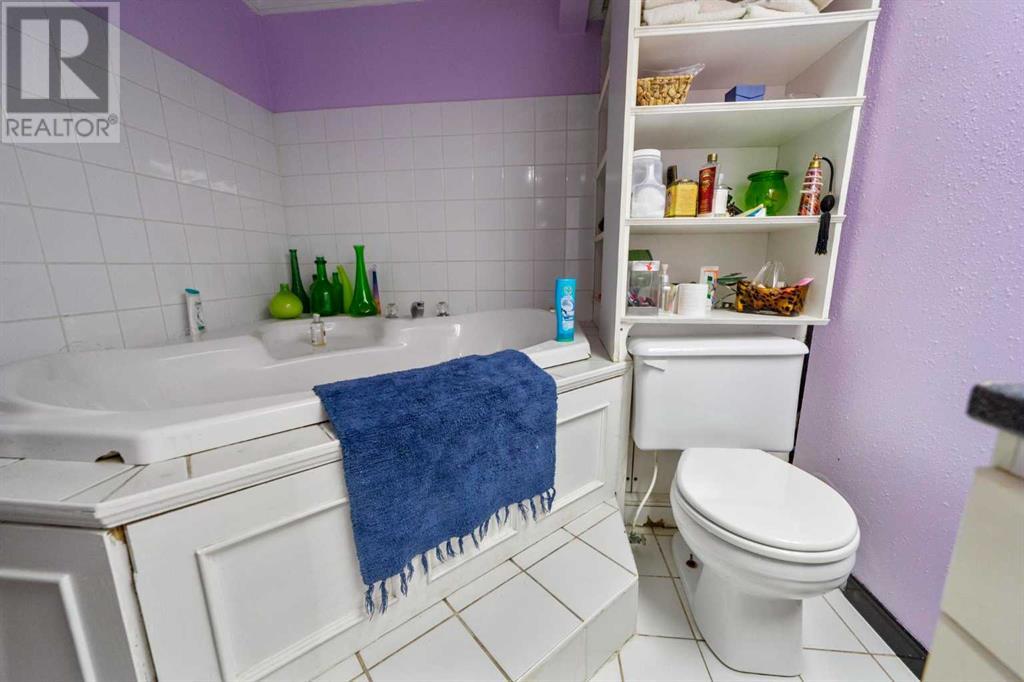 4914 46 Street Property Photo 33