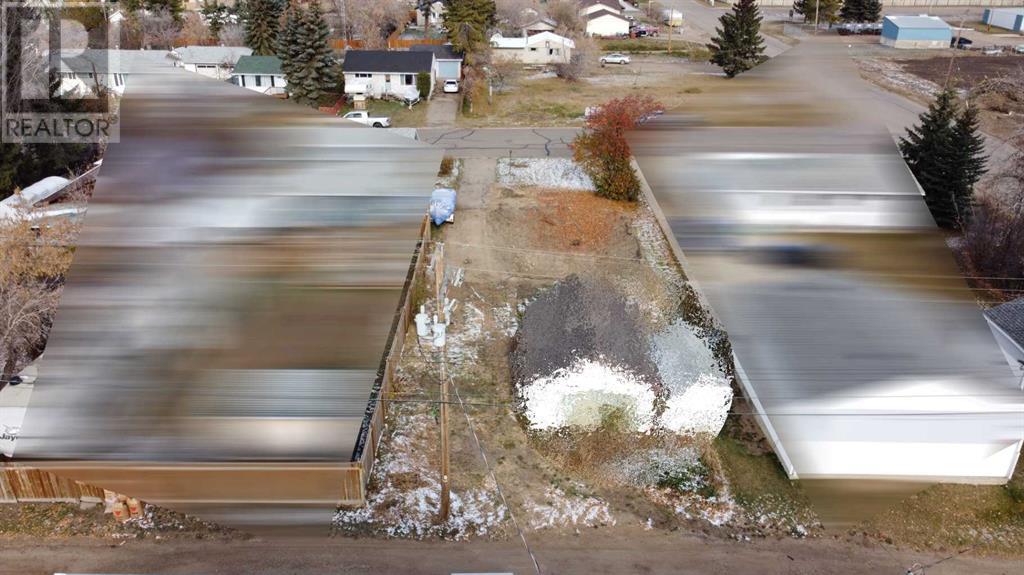 1041 15 Avenue Property Photo 2