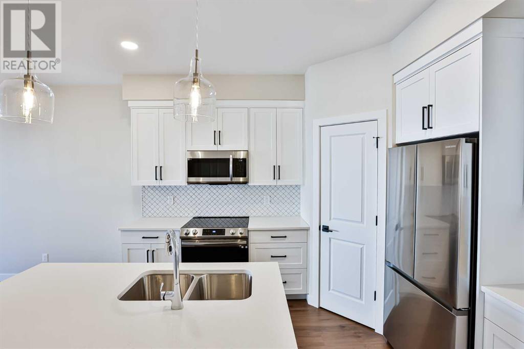 2, 18 Riverford Close W Property Photo 4