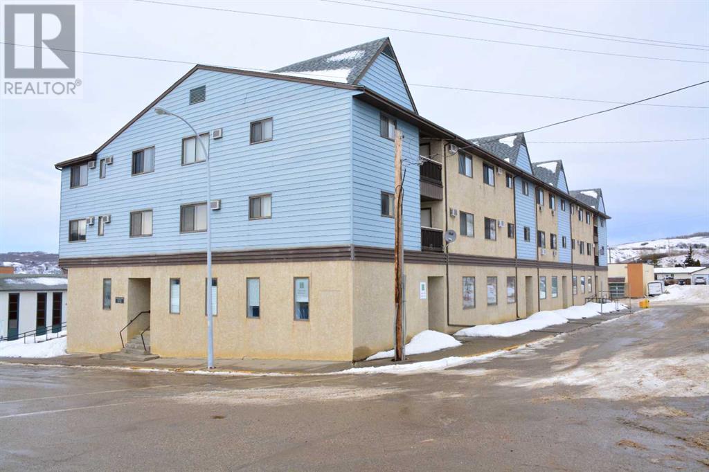 9930 102 Street Property Photo 1