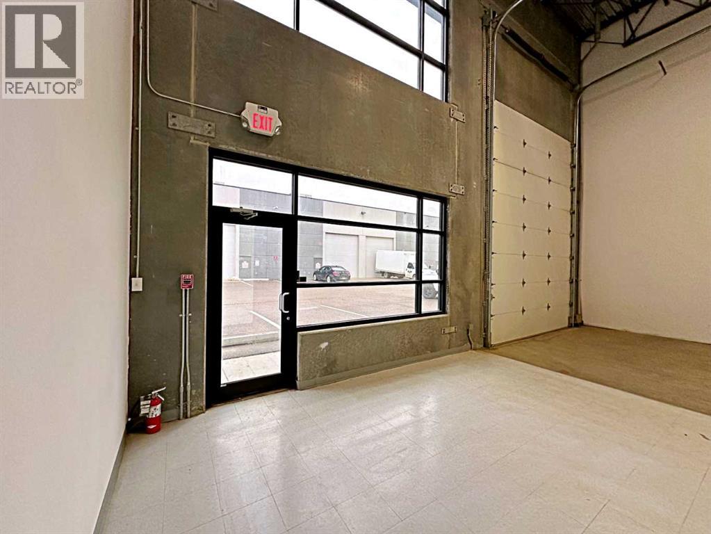 400 Mackenzie Boulevard Property Photo 4