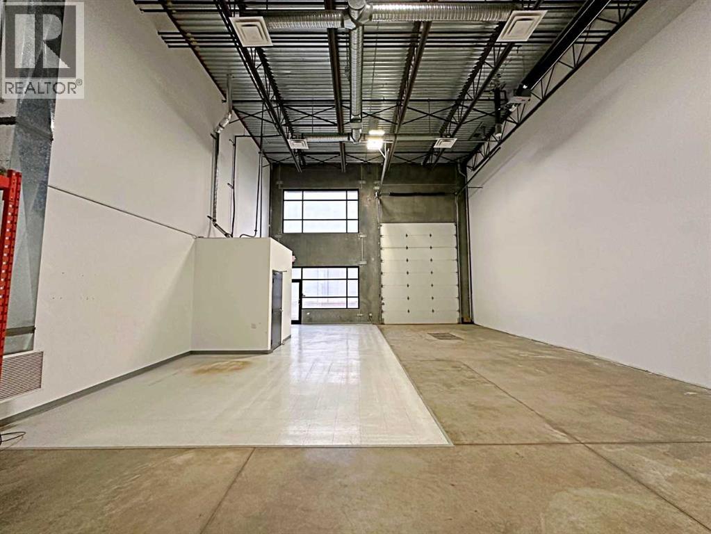 400 Mackenzie Boulevard Property Photo 12