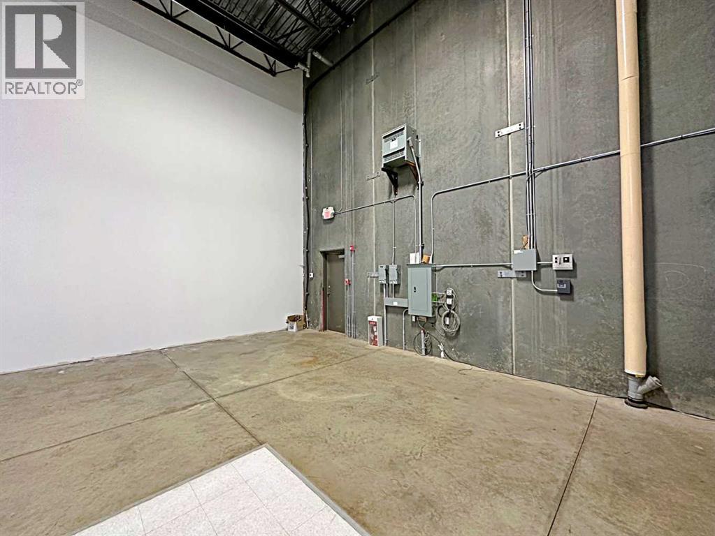 400 Mackenzie Boulevard Property Photo 17